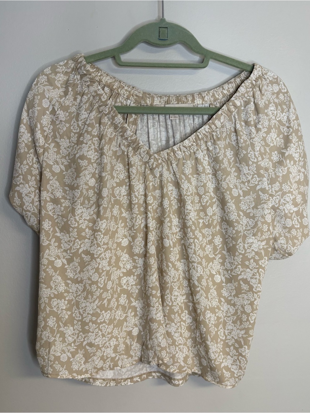 LOFT Beige Floral Scoop-Neck Blouse